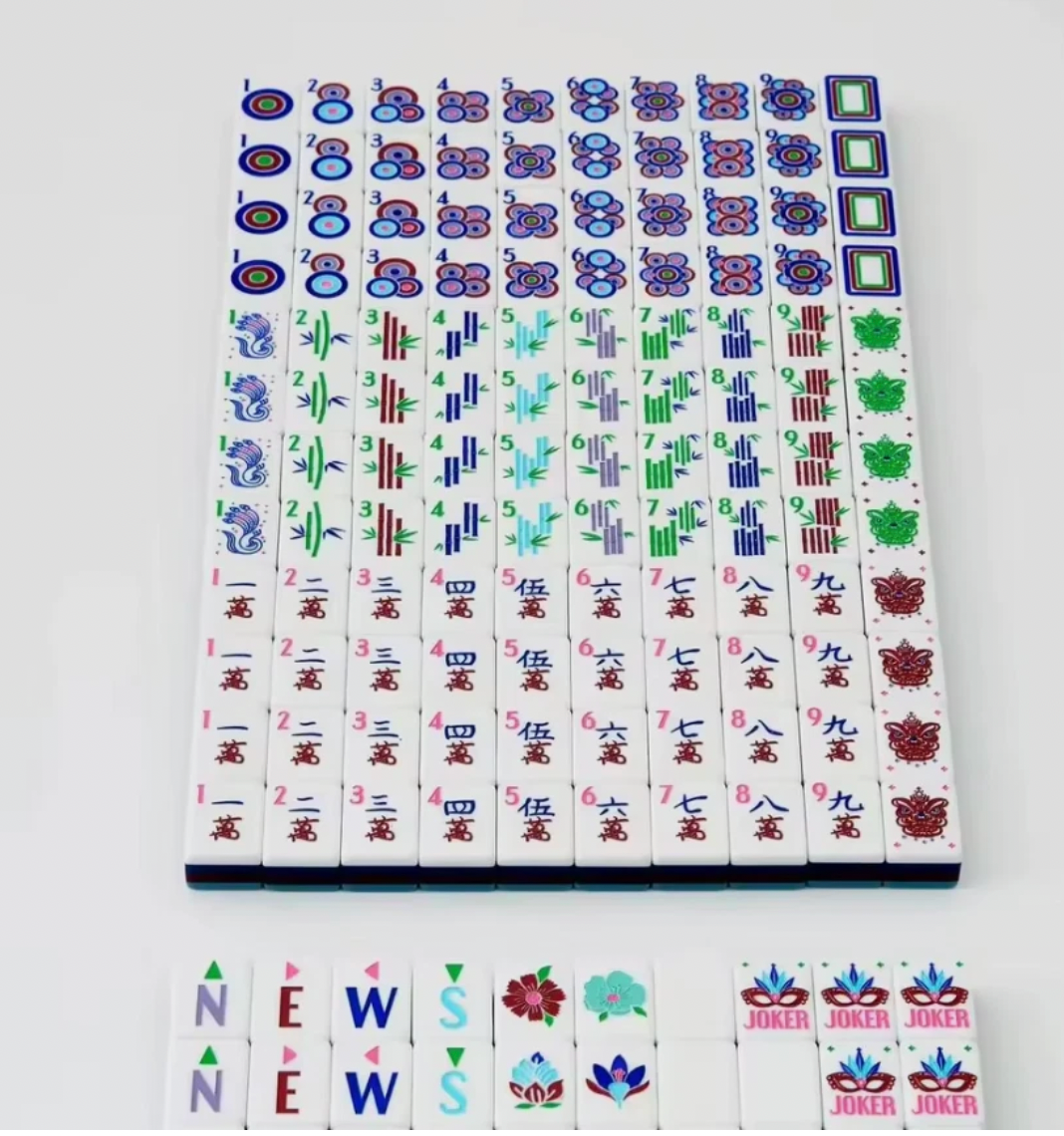 Artic Blue American Mahjong 160 Engraved/Acrylic tiles + Dice